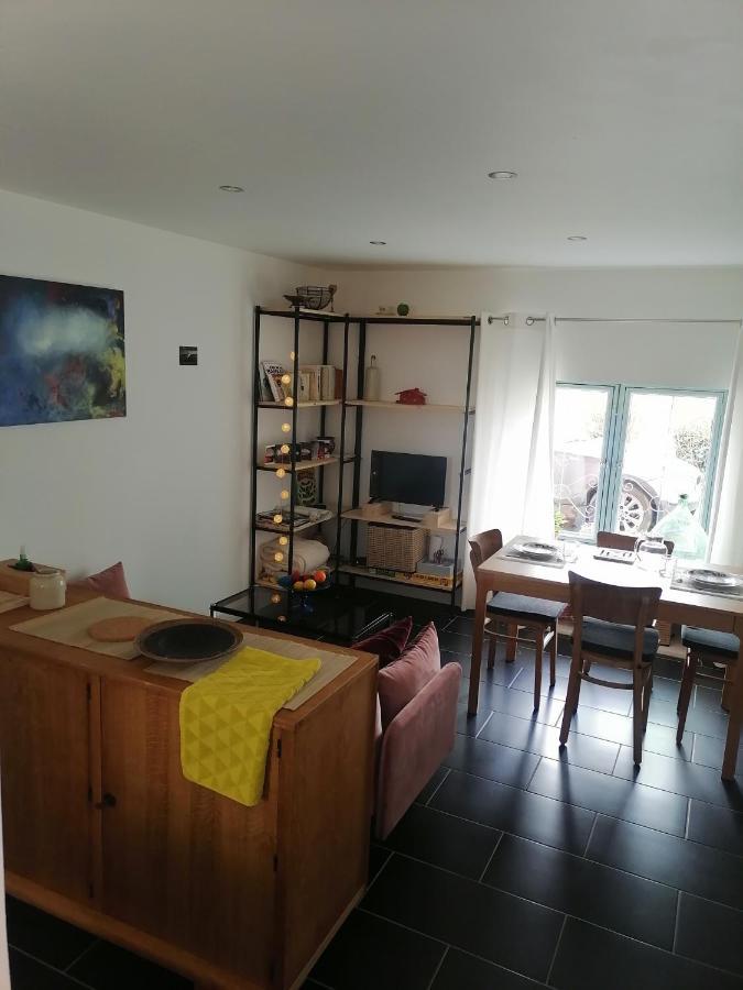 Gite La Maison La Saint-Aubin-d'Aubigne Zewnętrze zdjęcie