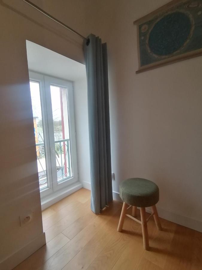 Gite La Maison La Saint-Aubin-d'Aubigne Zewnętrze zdjęcie