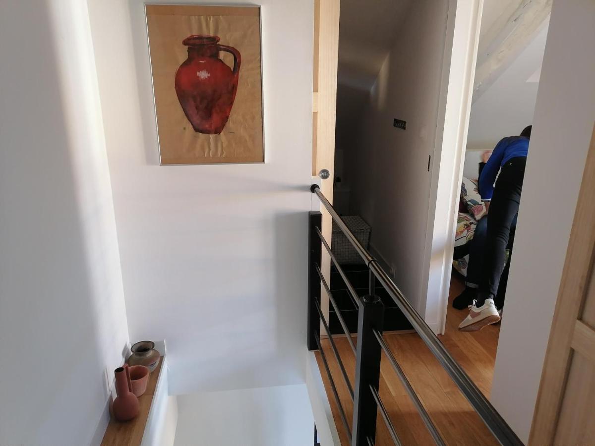 Gite La Maison La Saint-Aubin-d'Aubigne Zewnętrze zdjęcie